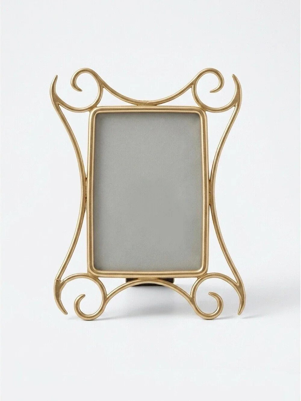 Vintage Gold Tone Metal Scroll Picture Frame 4x6 Easel & Wall Hanging Ornate